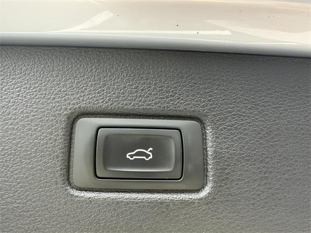2017 Audi Q7 3.0T Premium, available for sale in Stratford, Connecticut | Wiz Leasing Inc. Stratford, Connecticut 2017 Audi Q7 3.0T Premium, available for sale in Stratford, Connecticut | Wiz Leasing Inc. Stratford, Connecticut