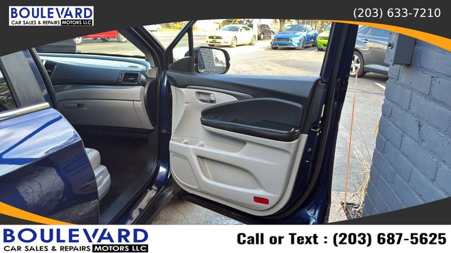 2016 Honda Pilot EX-L Sport Utility 4D, available for sale in New Haven, Connecticut | Boulevard Motors LLC. New Haven, Connecticut 2016 Honda Pilot EX-L Sport Utility 4D, available for sale in New Haven, Connecticut | Boulevard Motors LLC. New Haven, Connecticut