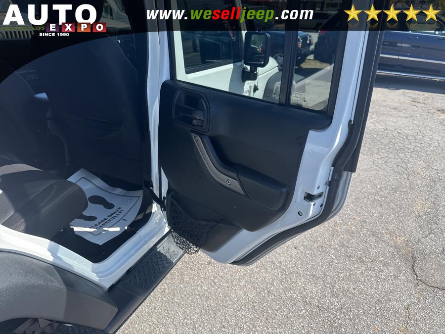 2015 Jeep Wrangler Unlimited 4WD 4dr Sport, available for sale in Huntington, New York | Auto Expo. Huntington, New York 2015 Jeep Wrangler Unlimited 4WD 4dr Sport, available for sale in Huntington, New York | Auto Expo. Huntington, New York