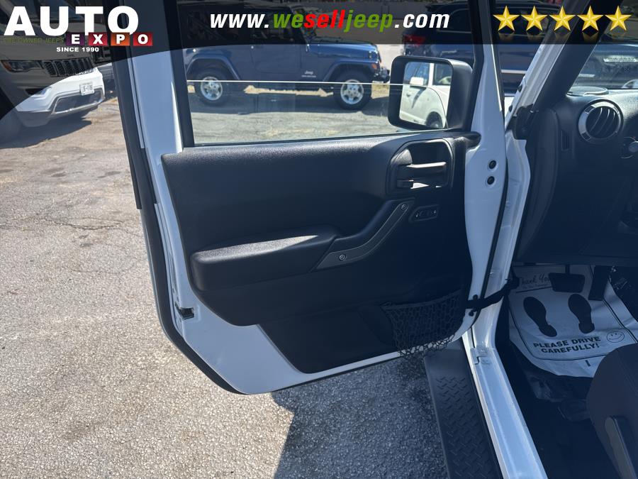 2015 Jeep Wrangler Unlimited 4WD 4dr Sport, available for sale in Huntington, New York | Auto Expo. Huntington, New York 2015 Jeep Wrangler Unlimited 4WD 4dr Sport, available for sale in Huntington, New York | Auto Expo. Huntington, New York