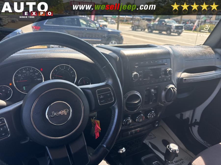 2015 Jeep Wrangler Unlimited 4WD 4dr Sport, available for sale in Huntington, New York | Auto Expo. Huntington, New York 2015 Jeep Wrangler Unlimited 4WD 4dr Sport, available for sale in Huntington, New York | Auto Expo. Huntington, New York