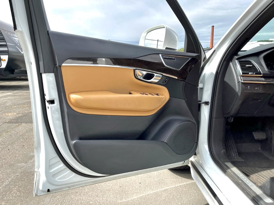 2017 Volvo XC90 T6 AWD 7-Passenger Momentum, available for sale in Manchester, New Hampshire | Second Street Auto Sales Inc. Manchester, New Hampshire 2017 Volvo XC90 T6 AWD 7-Passenger Momentum, available for sale in Manchester, New Hampshire | Second Street Auto Sales Inc. Manchester, New Hampshire