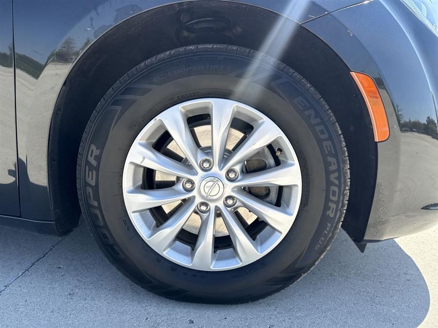 2017 Chrysler Pacifica Touring L, available for sale in Elida, Ohio | Josh's All Under Ten LLC. Elida, Ohio 2017 Chrysler Pacifica Touring L, available for sale in Elida, Ohio | Josh's All Under Ten LLC. Elida, Ohio
