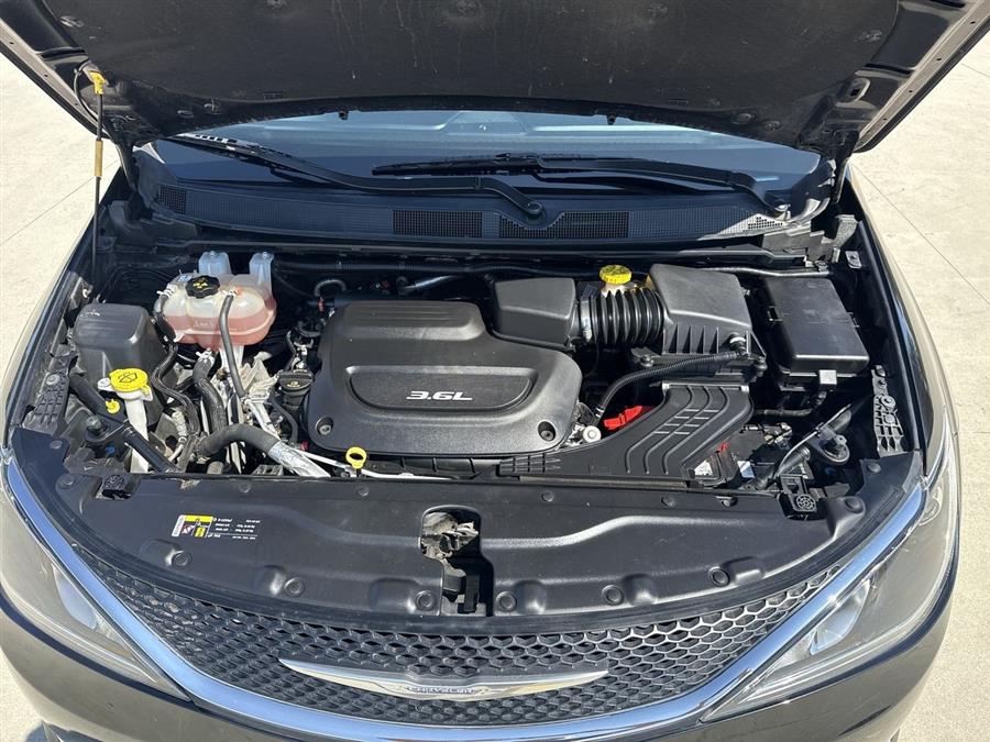 2017 Chrysler Pacifica Touring L, available for sale in Elida, Ohio | Josh's All Under Ten LLC. Elida, Ohio 2017 Chrysler Pacifica Touring L, available for sale in Elida, Ohio | Josh's All Under Ten LLC. Elida, Ohio