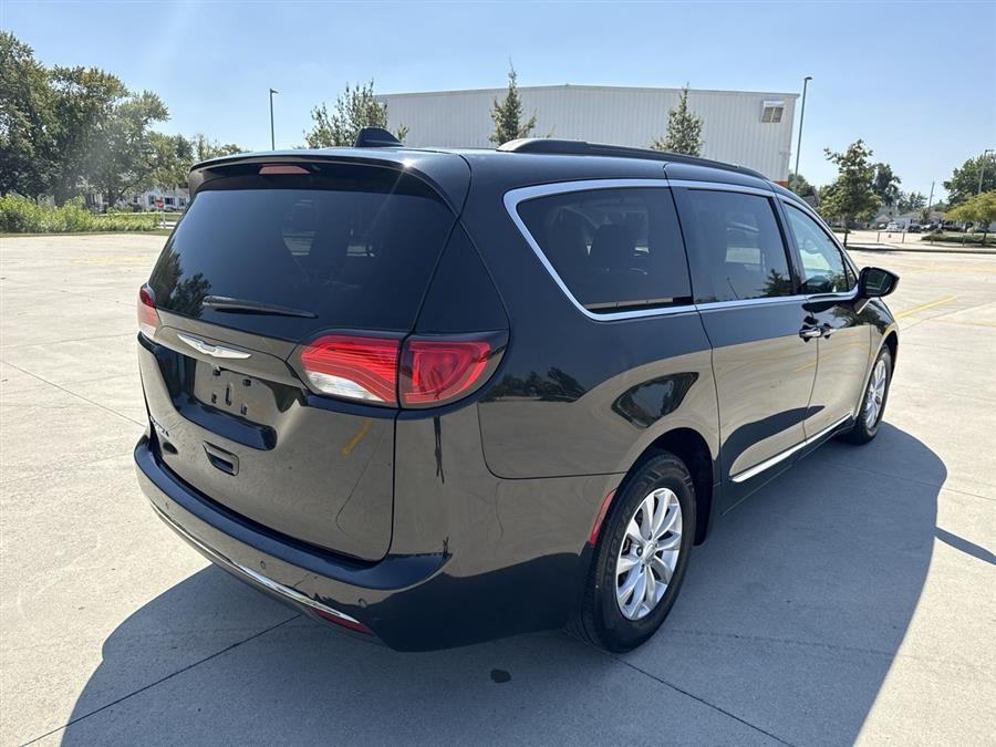 2017 Chrysler Pacifica Touring L, available for sale in Elida, Ohio | Josh's All Under Ten LLC. Elida, Ohio 2017 Chrysler Pacifica Touring L, available for sale in Elida, Ohio | Josh's All Under Ten LLC. Elida, Ohio