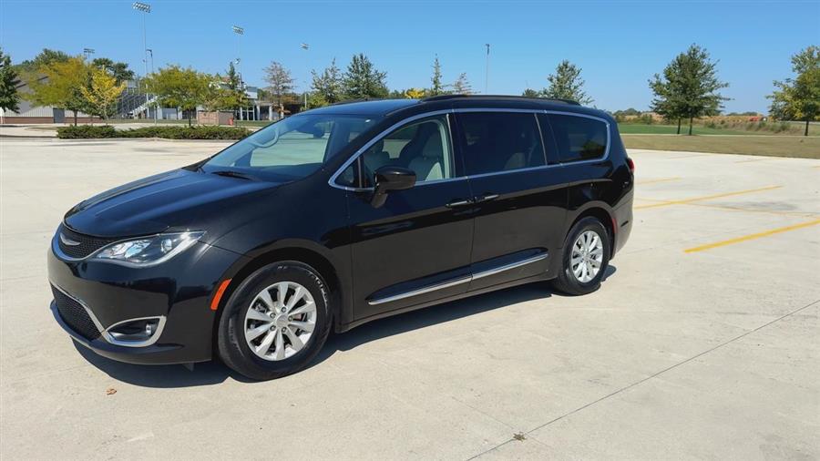 2017 Chrysler Pacifica Touring L, available for sale in Elida, Ohio | Josh's All Under Ten LLC. Elida, Ohio 2017 Chrysler Pacifica Touring L, available for sale in Elida, Ohio | Josh's All Under Ten LLC. Elida, Ohio