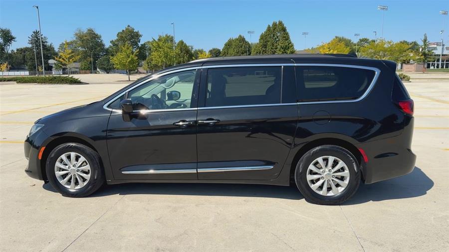 2017 Chrysler Pacifica Touring L, available for sale in Elida, Ohio | Josh's All Under Ten LLC. Elida, Ohio 2017 Chrysler Pacifica Touring L, available for sale in Elida, Ohio | Josh's All Under Ten LLC. Elida, Ohio