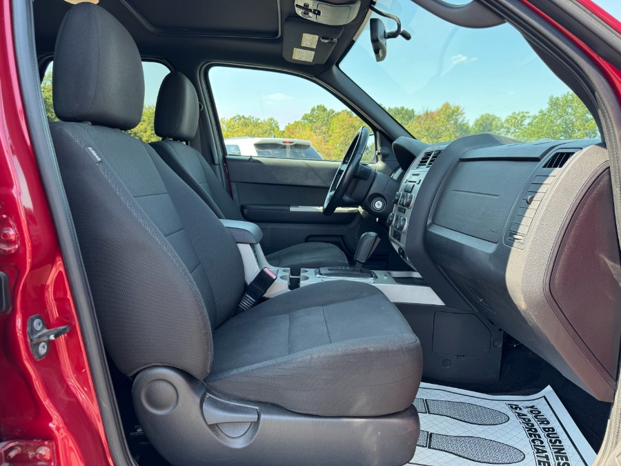 2014 Jeep Cherokee 4WD 4dr Latitude, available for sale in Ortonville, Michigan | Marsh Auto Sales LLC. Ortonville, Michigan 2014 Jeep Cherokee 4WD 4dr Latitude, available for sale in Ortonville, Michigan | Marsh Auto Sales LLC. Ortonville, Michigan