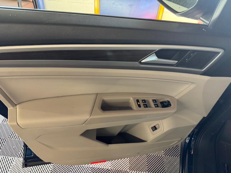 2018 Volkswagen Atlas 3.6L V6 SE 4MOTION, available for sale in West Babylon , New York | MP Motors Inc. West Babylon , New York 2018 Volkswagen Atlas 3.6L V6 SE 4MOTION, available for sale in West Babylon , New York | MP Motors Inc. West Babylon , New York