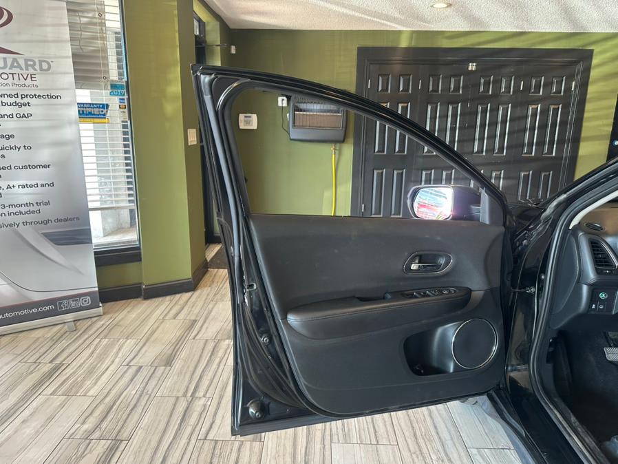 2016 Honda HR-V AWD 4dr CVT EX, available for sale in West Hartford, Connecticut | AutoMax. West Hartford, Connecticut 2016 Honda HR-V AWD 4dr CVT EX, available for sale in West Hartford, Connecticut | AutoMax. West Hartford, Connecticut