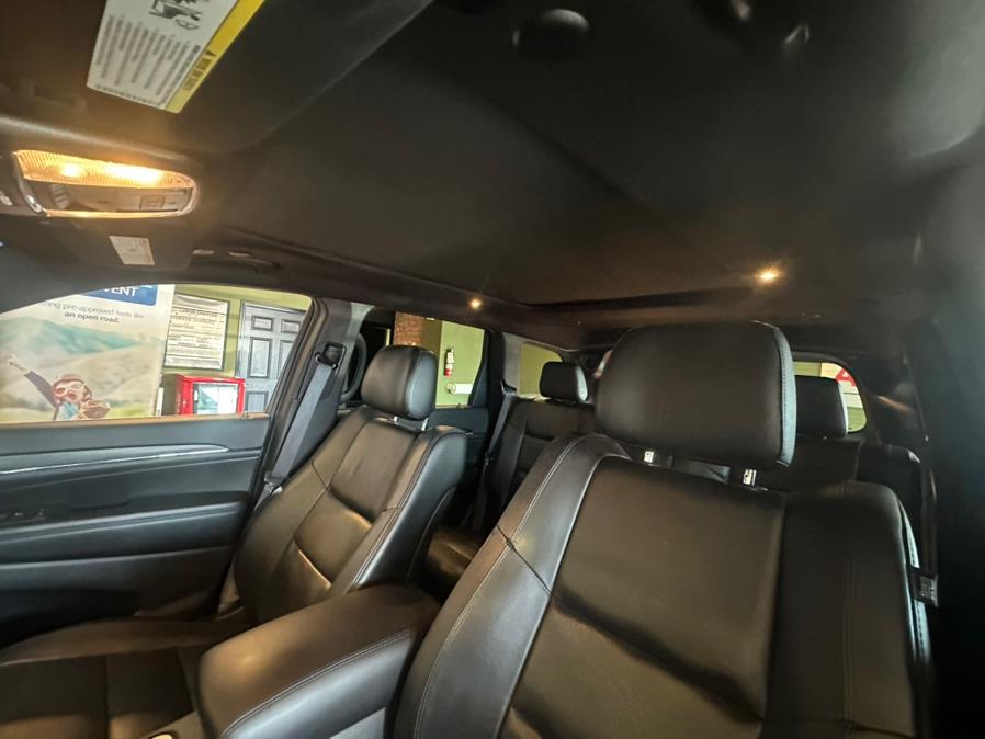 2019 Jeep Grand Cherokee Limited 4x4, available for sale in West Hartford, Connecticut | AutoMax. West Hartford, Connecticut 2019 Jeep Grand Cherokee Limited 4x4, available for sale in West Hartford, Connecticut | AutoMax. West Hartford, Connecticut