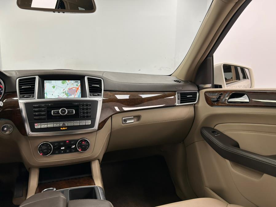 2014 Mercedes-Benz M-Class 4MATIC 4dr ML 550, available for sale in Elizabeth, New Jersey | M Auto Group. Elizabeth, New Jersey 2014 Mercedes-Benz M-Class 4MATIC 4dr ML 550, available for sale in Elizabeth, New Jersey | M Auto Group. Elizabeth, New Jersey
