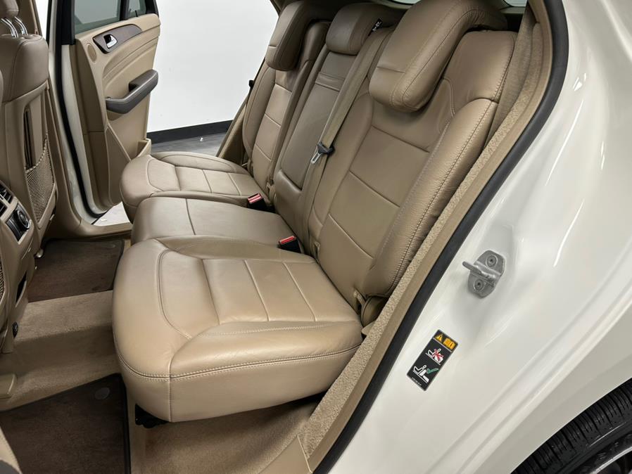 2014 Mercedes-Benz M-Class 4MATIC 4dr ML 550, available for sale in Elizabeth, New Jersey | M Auto Group. Elizabeth, New Jersey 2014 Mercedes-Benz M-Class 4MATIC 4dr ML 550, available for sale in Elizabeth, New Jersey | M Auto Group. Elizabeth, New Jersey