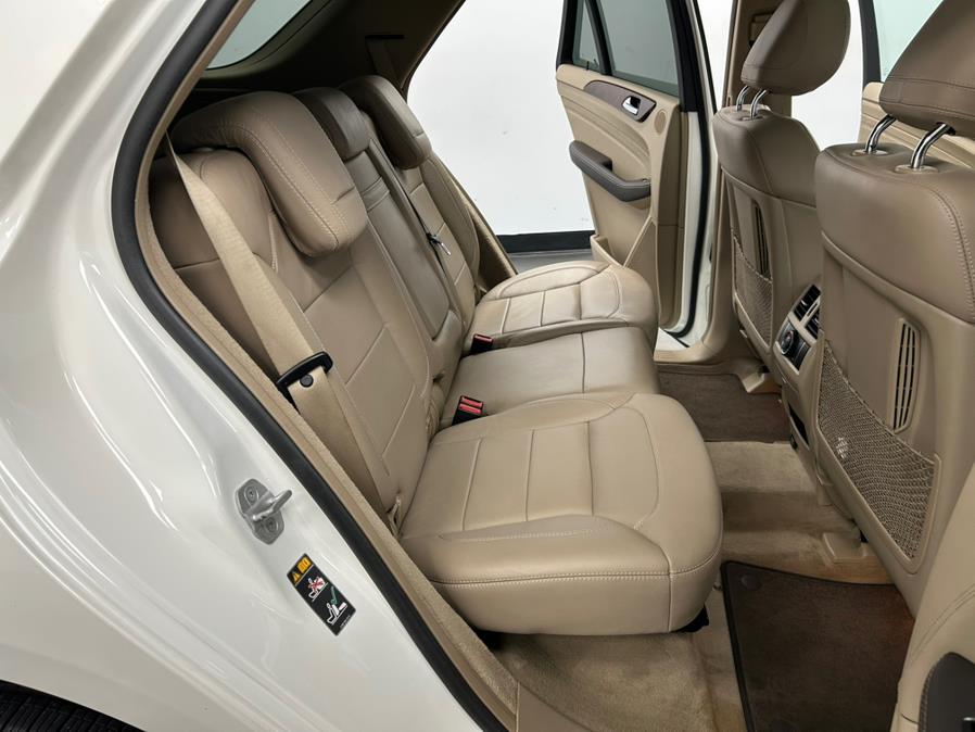 2014 Mercedes-Benz M-Class 4MATIC 4dr ML 550, available for sale in Elizabeth, New Jersey | M Auto Group. Elizabeth, New Jersey 2014 Mercedes-Benz M-Class 4MATIC 4dr ML 550, available for sale in Elizabeth, New Jersey | M Auto Group. Elizabeth, New Jersey