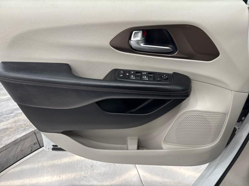 2018 Chrysler Pacifica Touring L, available for sale in Maple Shade, New Jersey | Car Revolution. Maple Shade, New Jersey 2018 Chrysler Pacifica Touring L, available for sale in Maple Shade, New Jersey | Car Revolution. Maple Shade, New Jersey