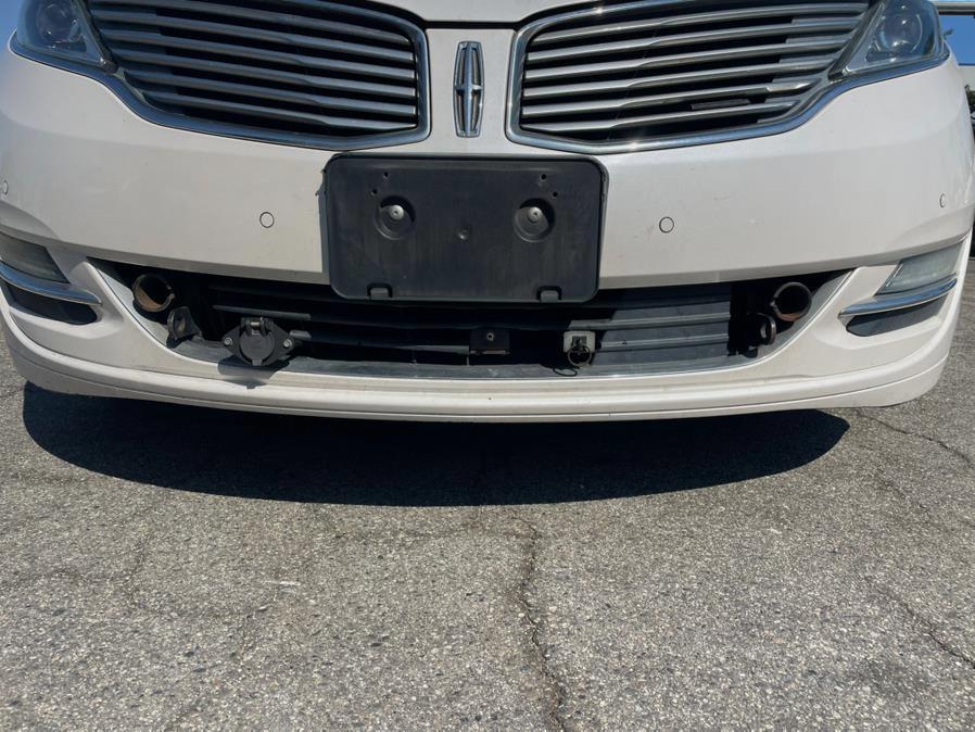 2013 Lincoln MKZ 4dr Sdn Hybrid FWD, available for sale in Hawaiian Gardens, California | Luxe Motors. Hawaiian Gardens, California 2013 Lincoln MKZ 4dr Sdn Hybrid FWD, available for sale in Hawaiian Gardens, California | Luxe Motors. Hawaiian Gardens, California
