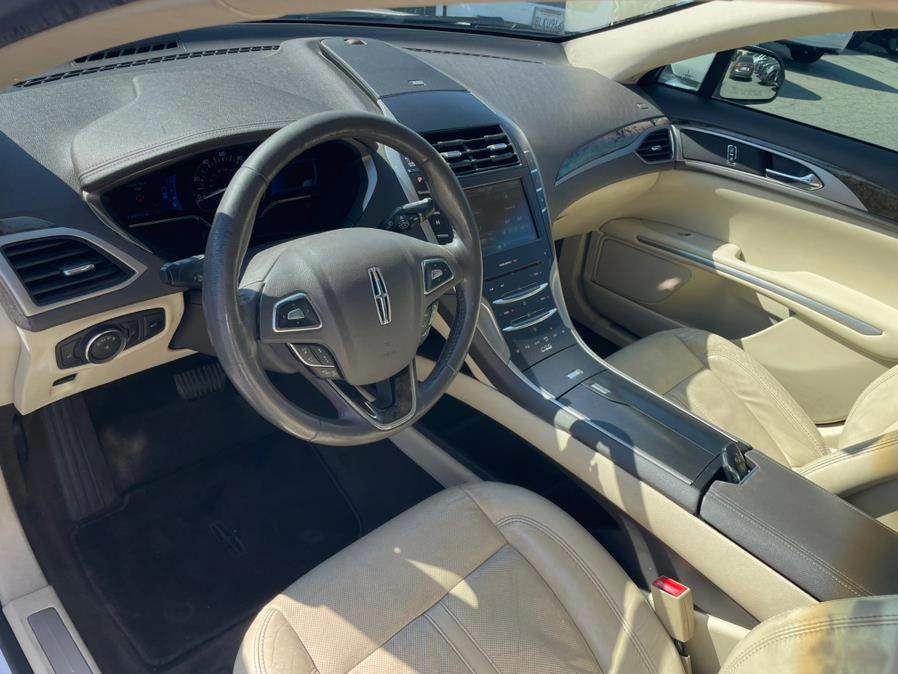 2013 Lincoln MKZ 4dr Sdn Hybrid FWD, available for sale in Hawaiian Gardens, California | Luxe Motors. Hawaiian Gardens, California 2013 Lincoln MKZ 4dr Sdn Hybrid FWD, available for sale in Hawaiian Gardens, California | Luxe Motors. Hawaiian Gardens, California
