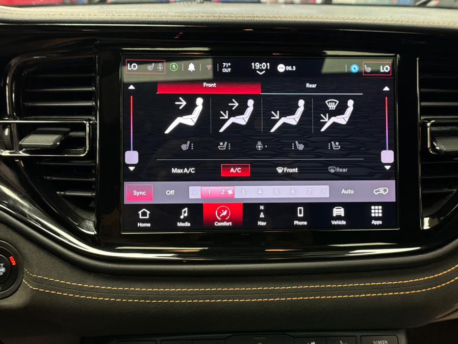 2022 Dodge Durango R/T HEMI ORANGE AWD, available for sale in Massapequa Park, New York | Power Motors East. Massapequa Park, New York 2022 Dodge Durango R/T HEMI ORANGE AWD, available for sale in Massapequa Park, New York | Power Motors East. Massapequa Park, New York