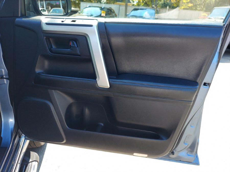 2013 Toyota 4Runner 4WD 4dr V6 Limited, available for sale in East Windsor, Connecticut | United Auto Sales of E Windsor, Inc. East Windsor, Connecticut 2013 Toyota 4Runner 4WD 4dr V6 Limited, available for sale in East Windsor, Connecticut | United Auto Sales of E Windsor, Inc. East Windsor, Connecticut