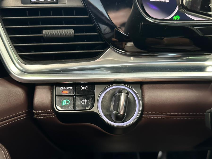 2018 Porsche Panamera 4 AWD, available for sale in Inwood, New York | 5 Towns Drive. Inwood, New York 2018 Porsche Panamera 4 AWD, available for sale in Inwood, New York | 5 Towns Drive. Inwood, New York