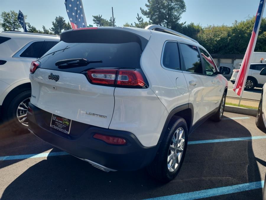 2016 Jeep Cherokee 4WD 4dr Limited, available for sale in Islip, New York | L.I. Auto Gallery. Islip, New York 2016 Jeep Cherokee 4WD 4dr Limited, available for sale in Islip, New York | L.I. Auto Gallery. Islip, New York