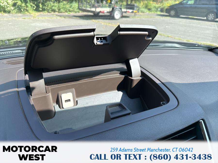 2014 GMC Acadia AWD 4dr Denali, available for sale in Manchester, Connecticut | Motorcar West. Manchester, Connecticut 2014 GMC Acadia AWD 4dr Denali, available for sale in Manchester, Connecticut | Motorcar West. Manchester, Connecticut