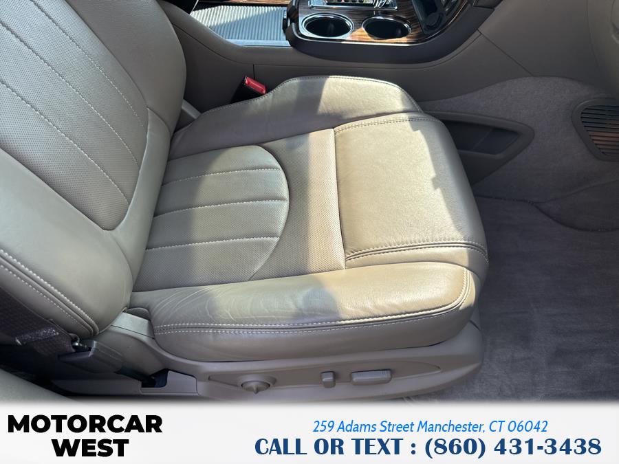2014 GMC Acadia AWD 4dr Denali, available for sale in Manchester, Connecticut | Motorcar West. Manchester, Connecticut 2014 GMC Acadia AWD 4dr Denali, available for sale in Manchester, Connecticut | Motorcar West. Manchester, Connecticut