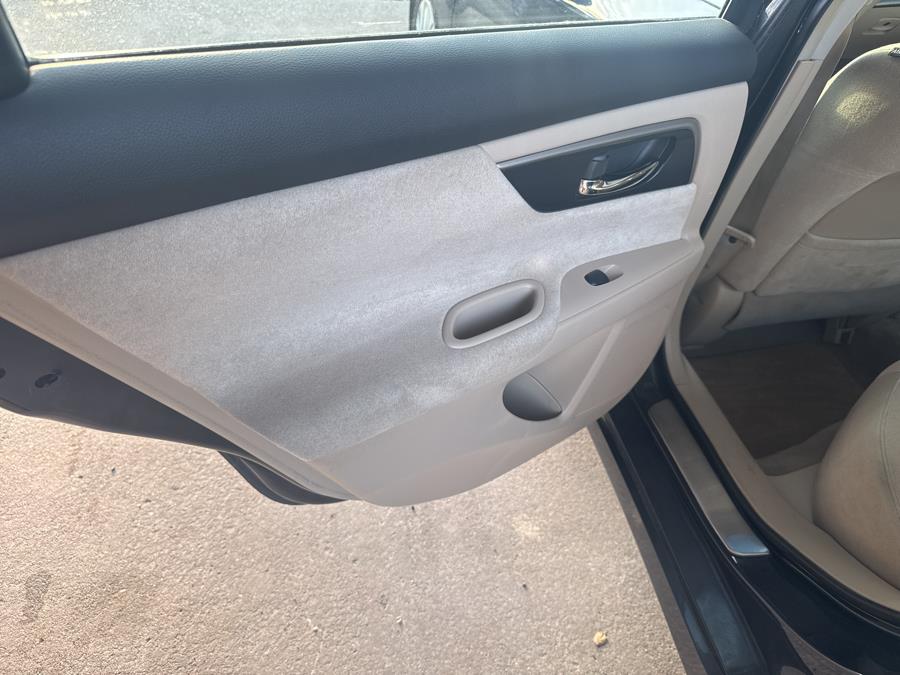 2013 Nissan Altima 4dr Sdn I4 2.5 S, available for sale in Hartford, Connecticut | HPG Auto Sales LLC. Hartford, Connecticut 2013 Nissan Altima 4dr Sdn I4 2.5 S, available for sale in Hartford, Connecticut | HPG Auto Sales LLC. Hartford, Connecticut