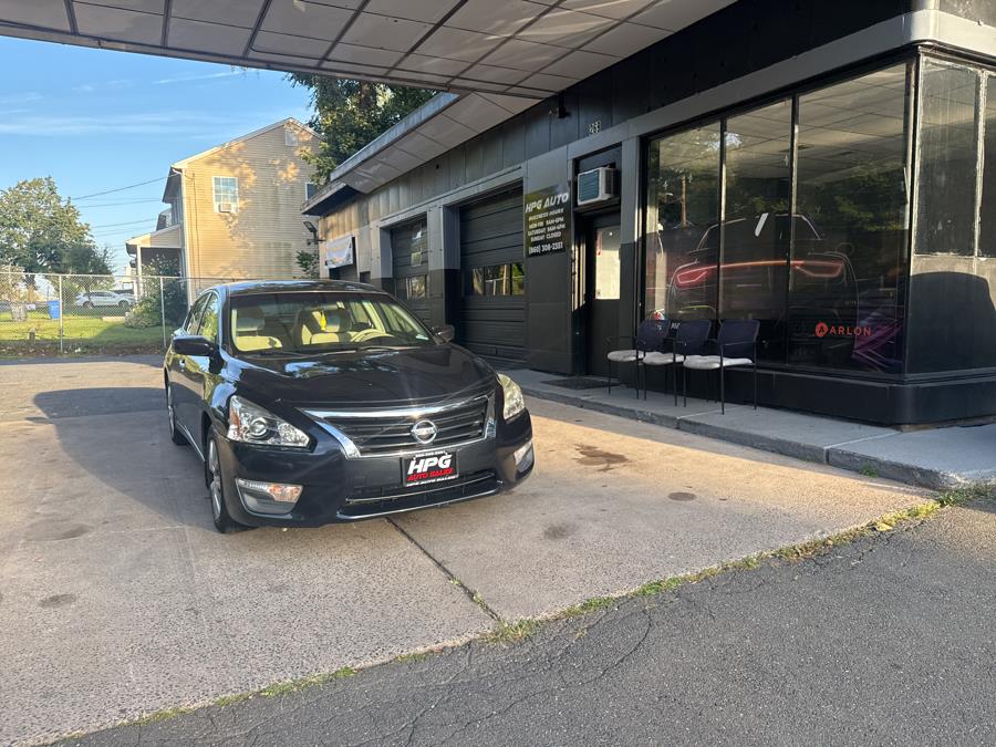 2013 Nissan Altima 4dr Sdn I4 2.5 S, available for sale in Hartford, Connecticut | HPG Auto Sales LLC. Hartford, Connecticut 2013 Nissan Altima 4dr Sdn I4 2.5 S, available for sale in Hartford, Connecticut | HPG Auto Sales LLC. Hartford, Connecticut