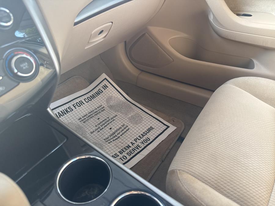 2013 Nissan Altima 4dr Sdn I4 2.5 S, available for sale in Hartford, Connecticut | HPG Auto Sales LLC. Hartford, Connecticut 2013 Nissan Altima 4dr Sdn I4 2.5 S, available for sale in Hartford, Connecticut | HPG Auto Sales LLC. Hartford, Connecticut