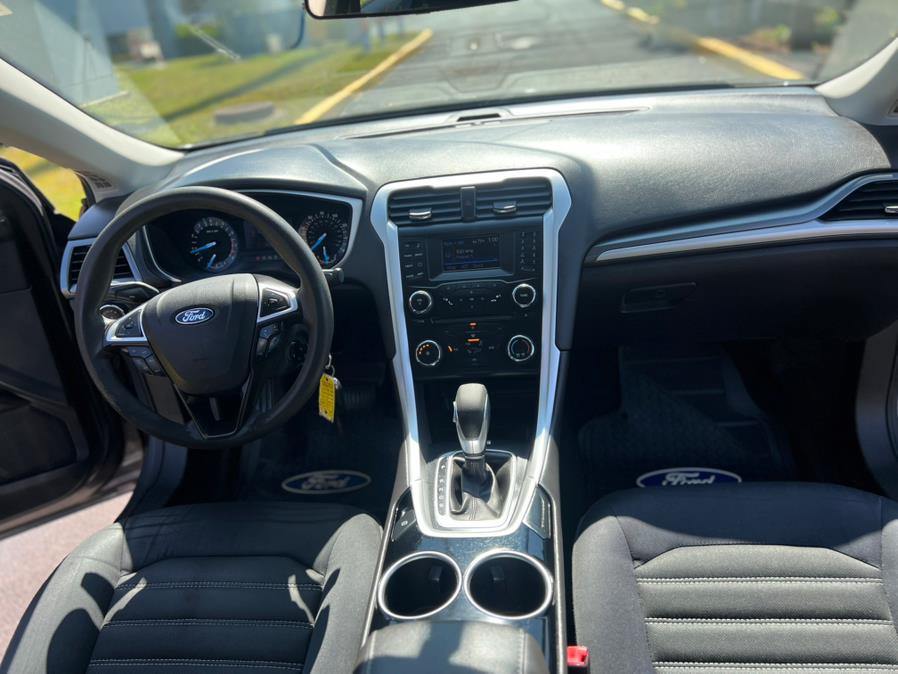 2013 Ford Fusion 4dr Sdn SE FWD, available for sale in East Windsor, Connecticut | STS Automotive. East Windsor, Connecticut 2013 Ford Fusion 4dr Sdn SE FWD, available for sale in East Windsor, Connecticut | STS Automotive. East Windsor, Connecticut
