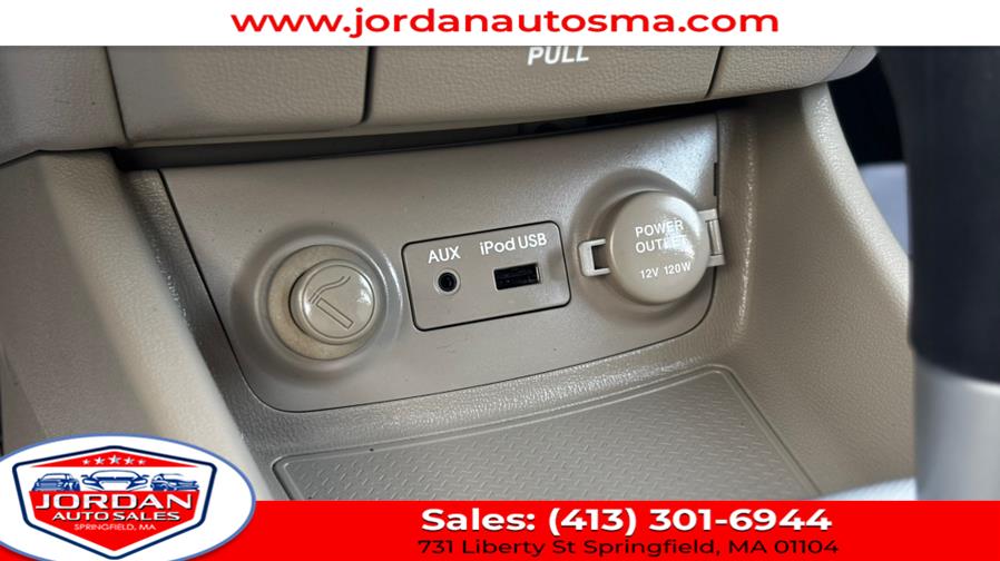 2009 Hyundai Elantra 4dr Sdn Auto GLS, available for sale in Springfield, Massachusetts | Jordan Auto Sales. Springfield, Massachusetts 2009 Hyundai Elantra 4dr Sdn Auto GLS, available for sale in Springfield, Massachusetts | Jordan Auto Sales. Springfield, Massachusetts