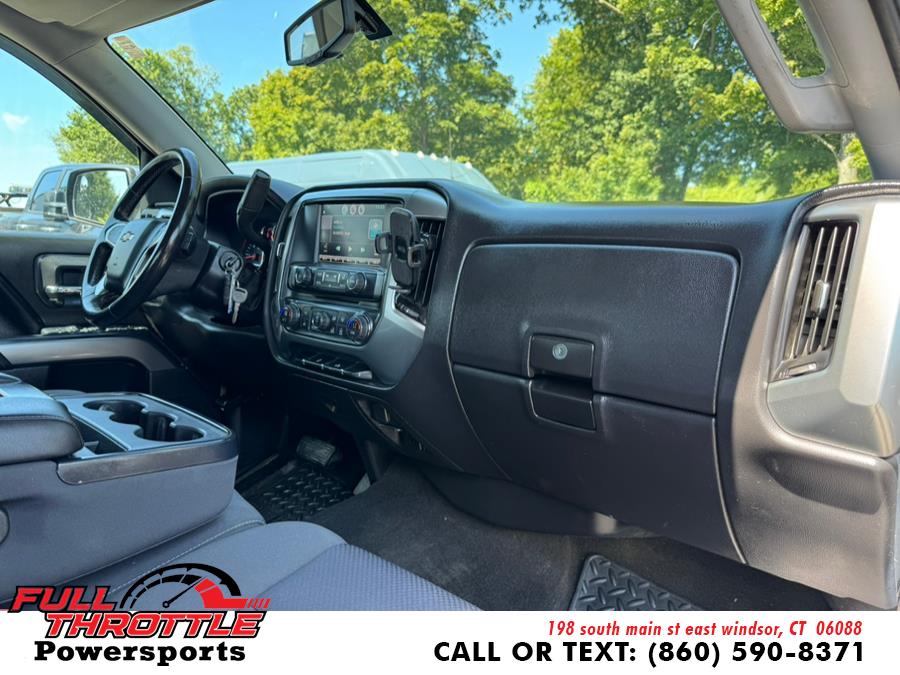 2015 Chevrolet Silverado 1500 4WD Double Cab 143.5" LT w/1LT, available for sale in East Windsor, Connecticut | Full Throttle Power Sports LLC. East Windsor, Connecticut 2015 Chevrolet Silverado 1500 4WD Double Cab 143.5" LT w/1LT, available for sale in East Windsor, Connecticut | Full Throttle Power Sports LLC. East Windsor, Connecticut
