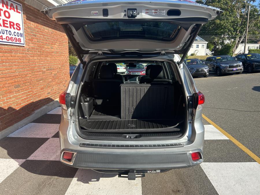 2018 Toyota Highlander Limited V6 AWD, available for sale in Waterbury, Connecticut | National Auto Brokers, Inc.. Waterbury, Connecticut 2018 Toyota Highlander Limited V6 AWD, available for sale in Waterbury, Connecticut | National Auto Brokers, Inc.. Waterbury, Connecticut