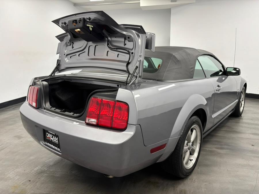 2006 Ford Mustang 2dr Conv Deluxe, available for sale in Elizabeth, New Jersey | Dream Auto Group. Elizabeth, New Jersey 2006 Ford Mustang 2dr Conv Deluxe, available for sale in Elizabeth, New Jersey | Dream Auto Group. Elizabeth, New Jersey
