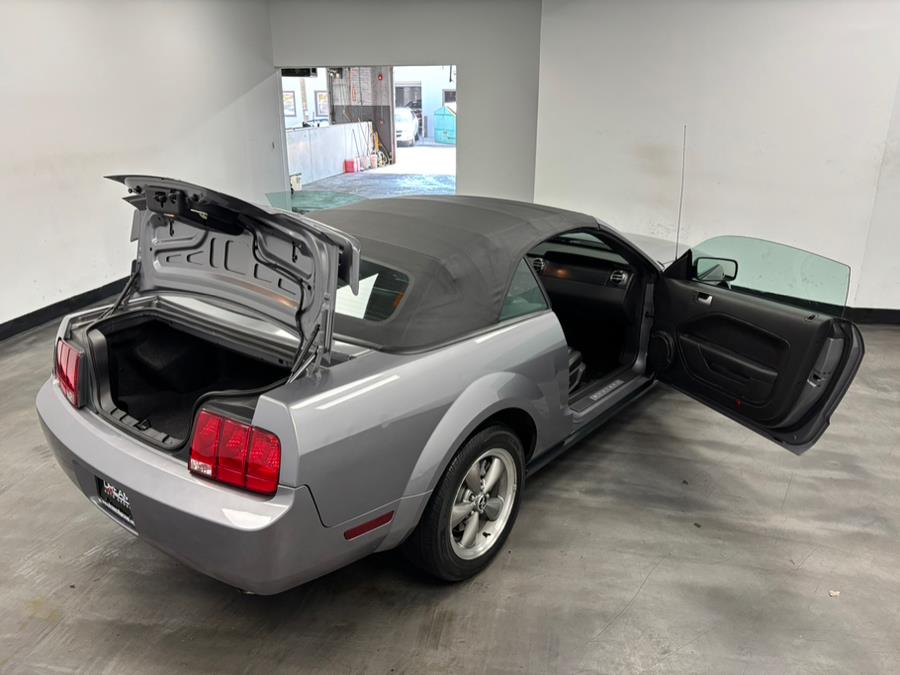 2006 Ford Mustang 2dr Conv Deluxe, available for sale in Elizabeth, New Jersey | Dream Auto Group. Elizabeth, New Jersey 2006 Ford Mustang 2dr Conv Deluxe, available for sale in Elizabeth, New Jersey | Dream Auto Group. Elizabeth, New Jersey