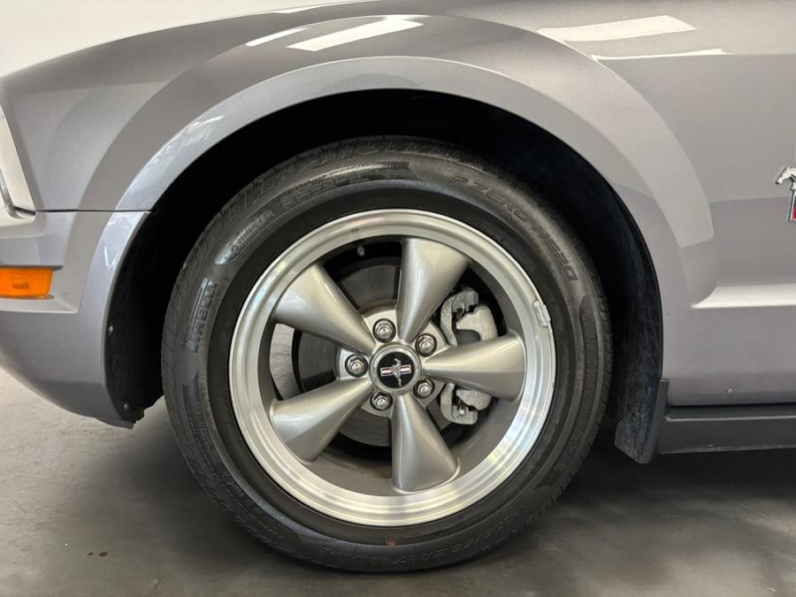 2006 Ford Mustang 2dr Conv Deluxe, available for sale in Elizabeth, New Jersey | Dream Auto Group. Elizabeth, New Jersey 2006 Ford Mustang 2dr Conv Deluxe, available for sale in Elizabeth, New Jersey | Dream Auto Group. Elizabeth, New Jersey