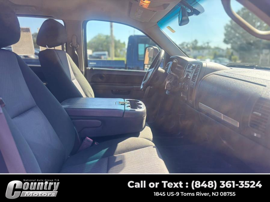 2014 GMC Sierra 2500HD 4WD Crew Cab 153.7" SLE, available for sale in Toms River, New Jersey | Country Motors. Toms River, New Jersey 2014 GMC Sierra 2500HD 4WD Crew Cab 153.7" SLE, available for sale in Toms River, New Jersey | Country Motors. Toms River, New Jersey