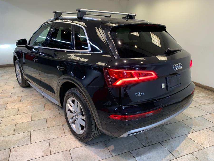 2020 Audi Q5 Premium 45 TFSI photo 2