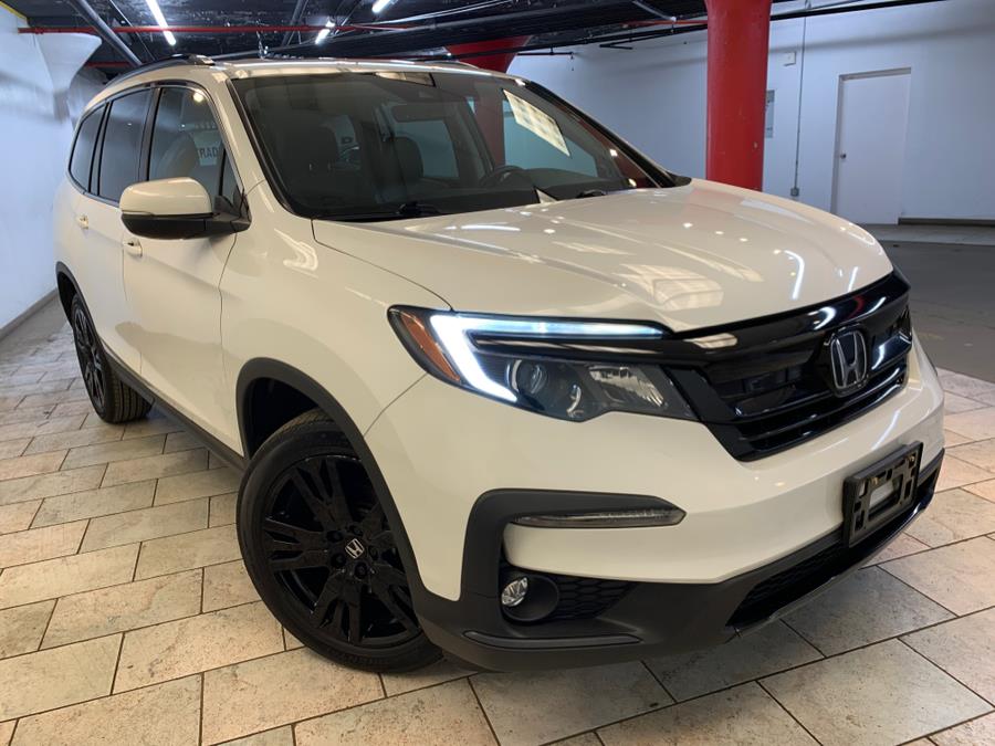 2022 Honda Pilot Special Edition photo 2