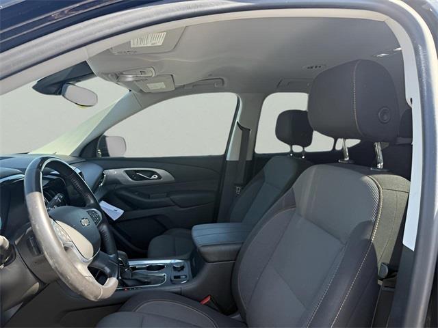 2021 Chevrolet Traverse LT, available for sale in Stratford, Connecticut | Wiz Leasing Inc. Stratford, Connecticut 2021 Chevrolet Traverse LT, available for sale in Stratford, Connecticut | Wiz Leasing Inc. Stratford, Connecticut