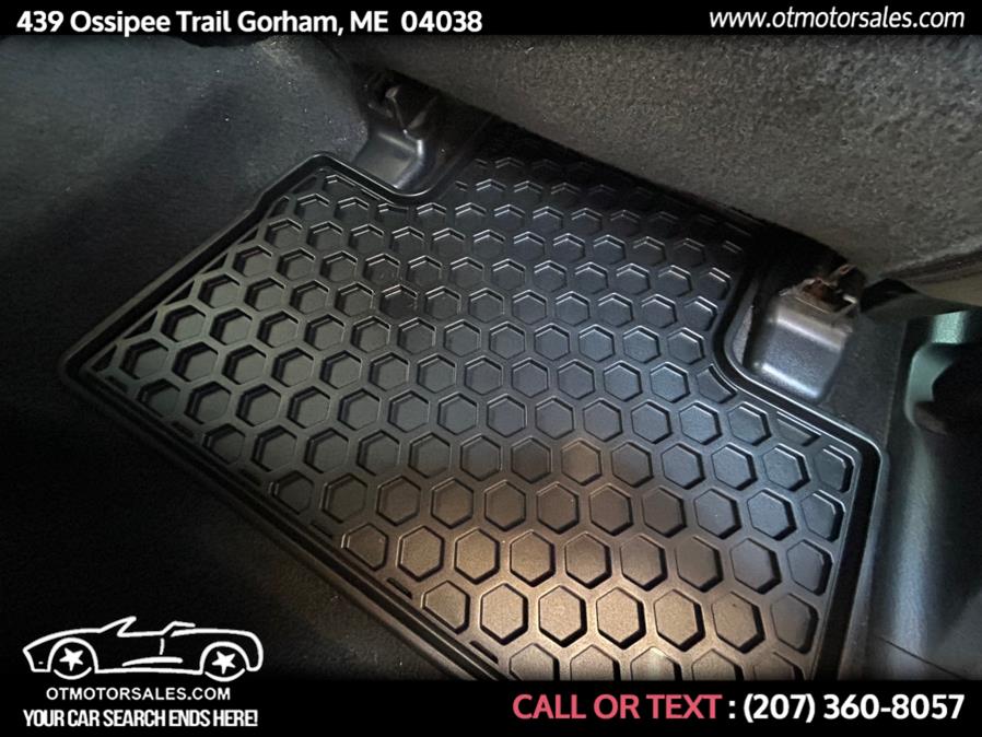 2016 Toyota Tacoma 4WD Double Cab LB V6 AT TRD Sport (Natl), available for sale in Gorham, Maine | Ossipee Trail Motor Sales. Gorham, Maine 2016 Toyota Tacoma 4WD Double Cab LB V6 AT TRD Sport (Natl), available for sale in Gorham, Maine | Ossipee Trail Motor Sales. Gorham, Maine