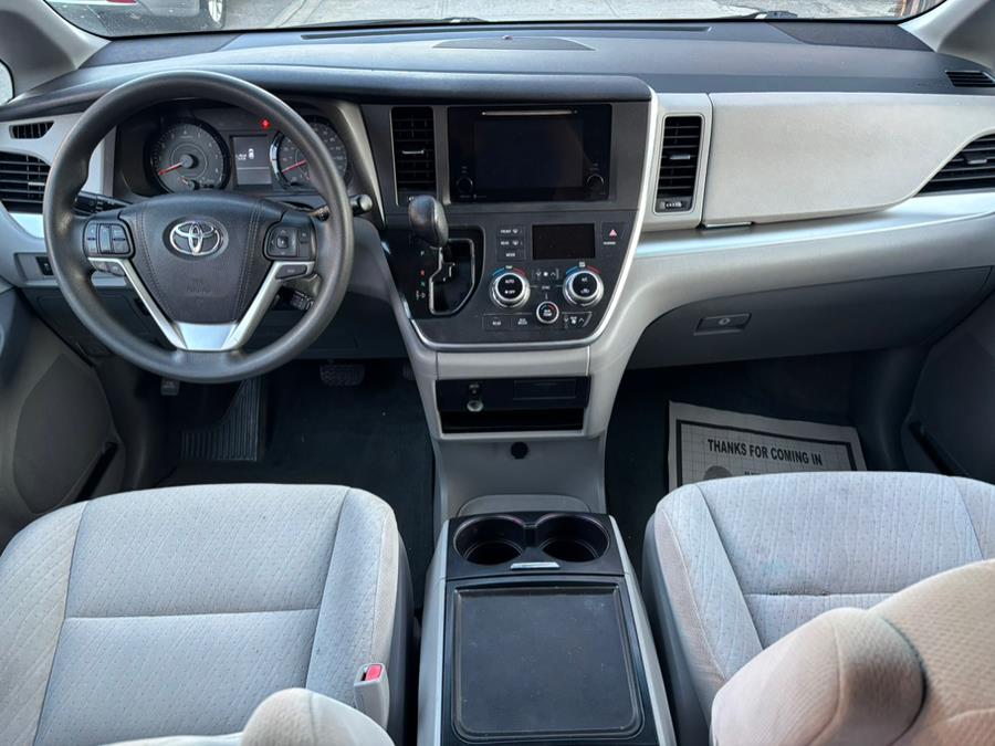 2015 Toyota Sienna 5dr 8-Pass Van LE FWD (Natl), available for sale in Brooklyn, New York | Carsbuck Inc.. Brooklyn, New York 2015 Toyota Sienna 5dr 8-Pass Van LE FWD (Natl), available for sale in Brooklyn, New York | Carsbuck Inc.. Brooklyn, New York