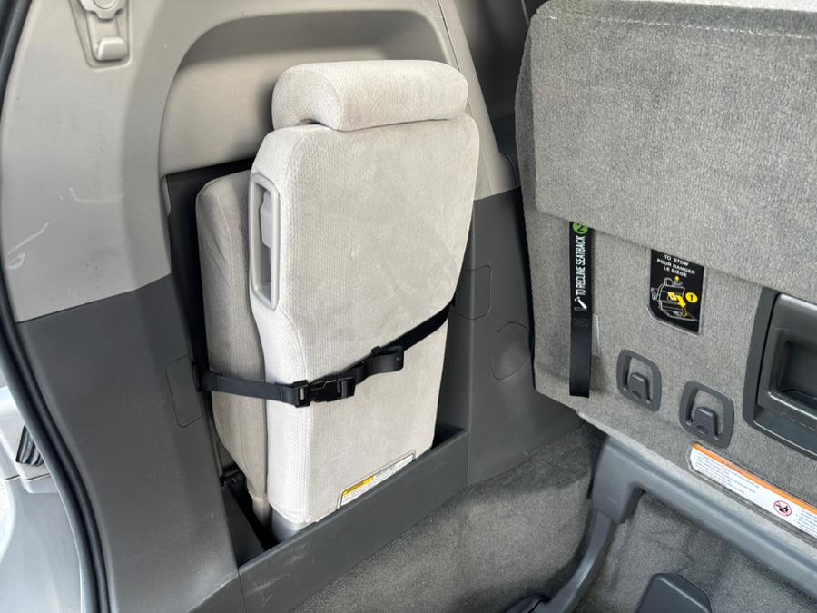 2015 Toyota Sienna 5dr 8-Pass Van LE FWD (Natl), available for sale in Brooklyn, New York | Carsbuck Inc.. Brooklyn, New York 2015 Toyota Sienna 5dr 8-Pass Van LE FWD (Natl), available for sale in Brooklyn, New York | Carsbuck Inc.. Brooklyn, New York
