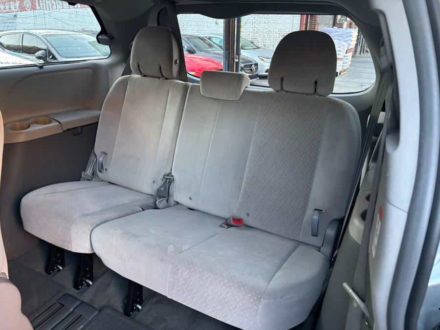 2015 Toyota Sienna 5dr 8-Pass Van LE FWD (Natl), available for sale in Brooklyn, New York | Carsbuck Inc.. Brooklyn, New York 2015 Toyota Sienna 5dr 8-Pass Van LE FWD (Natl), available for sale in Brooklyn, New York | Carsbuck Inc.. Brooklyn, New York