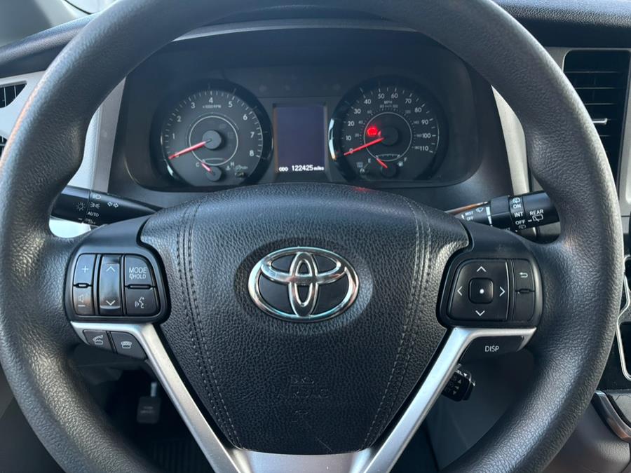 2015 Toyota Sienna 5dr 8-Pass Van LE FWD (Natl), available for sale in Brooklyn, New York | Carsbuck Inc.. Brooklyn, New York 2015 Toyota Sienna 5dr 8-Pass Van LE FWD (Natl), available for sale in Brooklyn, New York | Carsbuck Inc.. Brooklyn, New York