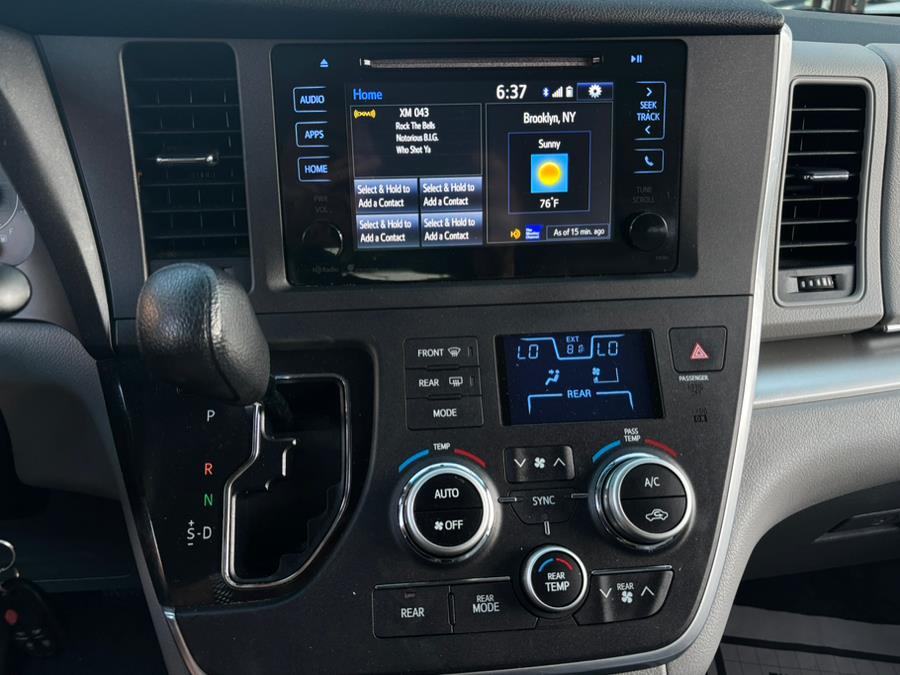 2015 Toyota Sienna 5dr 8-Pass Van LE FWD (Natl), available for sale in Brooklyn, New York | Carsbuck Inc.. Brooklyn, New York 2015 Toyota Sienna 5dr 8-Pass Van LE FWD (Natl), available for sale in Brooklyn, New York | Carsbuck Inc.. Brooklyn, New York