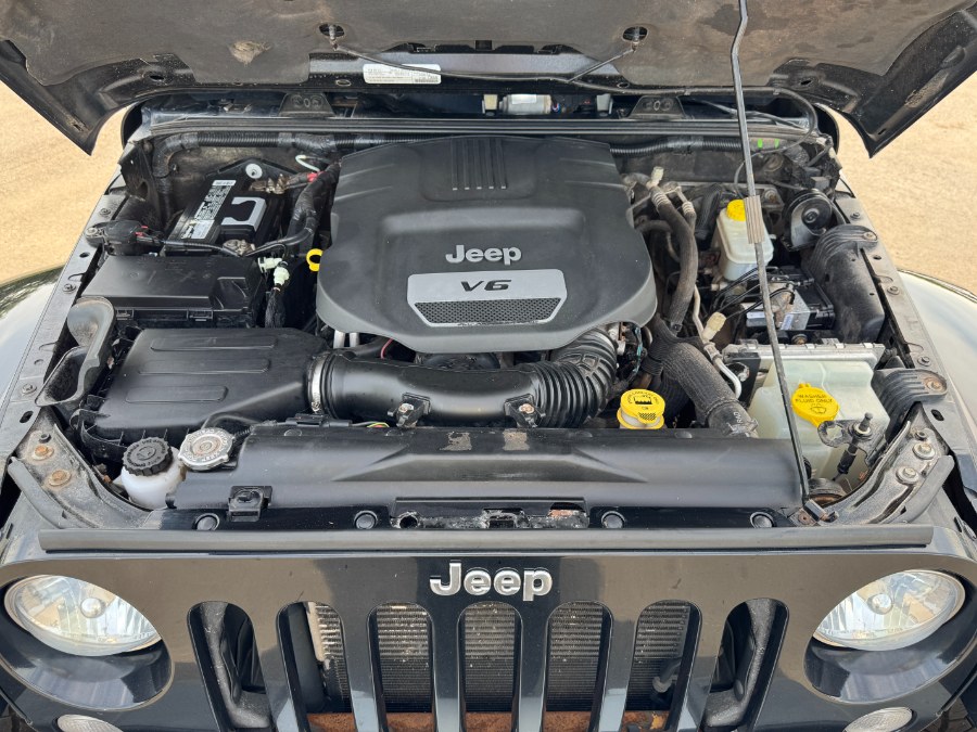 2015 Jeep Wrangler Unlimited 4WD 4dr Sahara, available for sale in Ortonville, Michigan | Marsh Auto Sales LLC. Ortonville, Michigan 2015 Jeep Wrangler Unlimited 4WD 4dr Sahara, available for sale in Ortonville, Michigan | Marsh Auto Sales LLC. Ortonville, Michigan