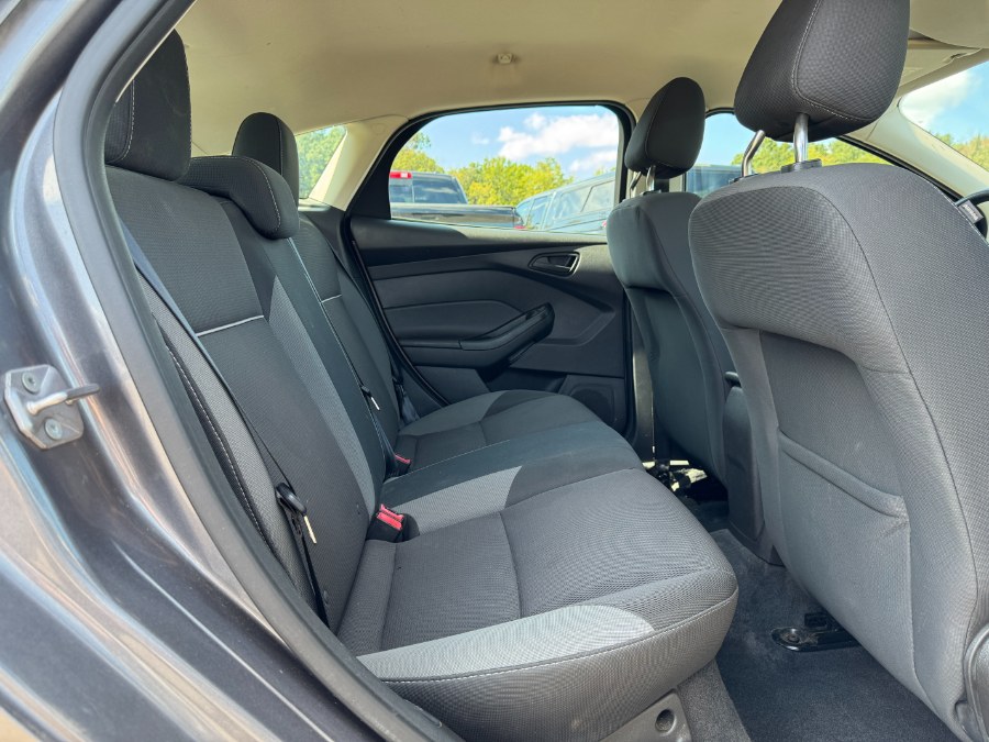 2012 Ford Focus 5dr HB SE, available for sale in Ortonville, Michigan | Marsh Auto Sales LLC. Ortonville, Michigan 2012 Ford Focus 5dr HB SE, available for sale in Ortonville, Michigan | Marsh Auto Sales LLC. Ortonville, Michigan