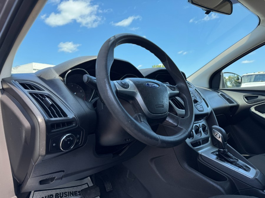 2012 Ford Focus 5dr HB SE, available for sale in Ortonville, Michigan | Marsh Auto Sales LLC. Ortonville, Michigan 2012 Ford Focus 5dr HB SE, available for sale in Ortonville, Michigan | Marsh Auto Sales LLC. Ortonville, Michigan
